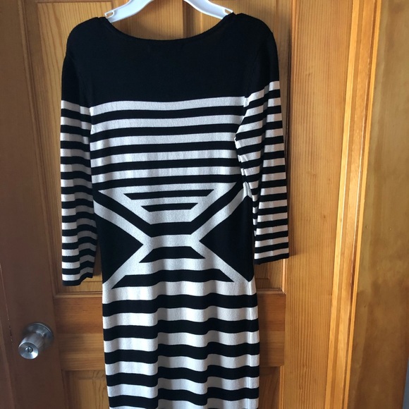 Danny and Nicole Sweater Dress Petite Small - Picture 2 of 4